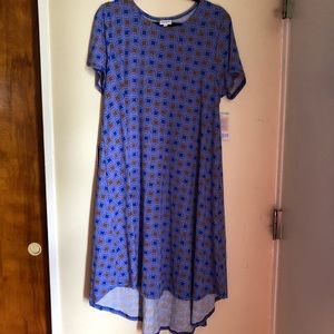 NWT Size L Lularoe Carly dress